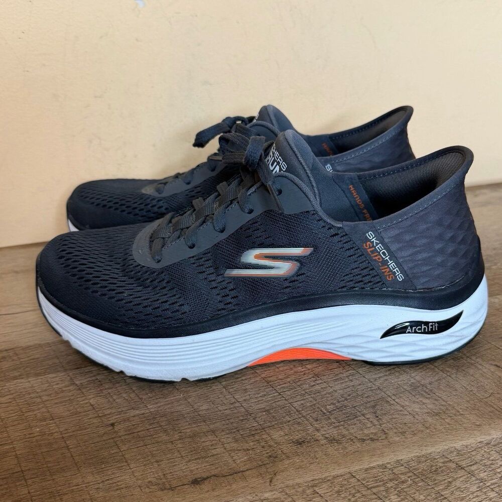Skechers Slip-ins Max Cushioning Arch Fit - Game sneakers Men’s size 7.5 shoes
